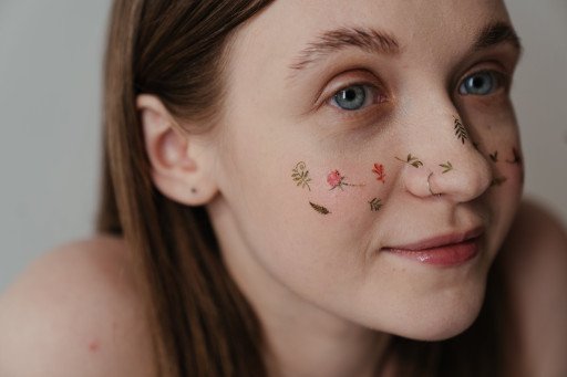 Discover the Fascination: The Art of Adopting a Spiral Nose Ring