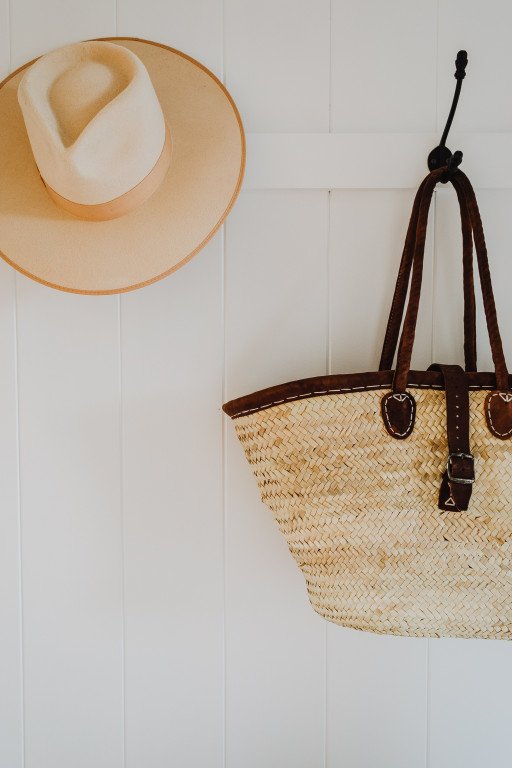 slouch straw bag